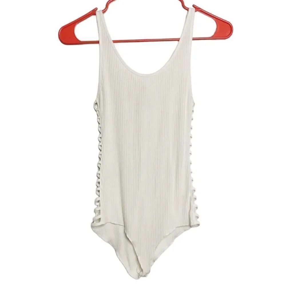 Emma & Sam Cut Out Sides Ribbed Bodysuit White Size Small